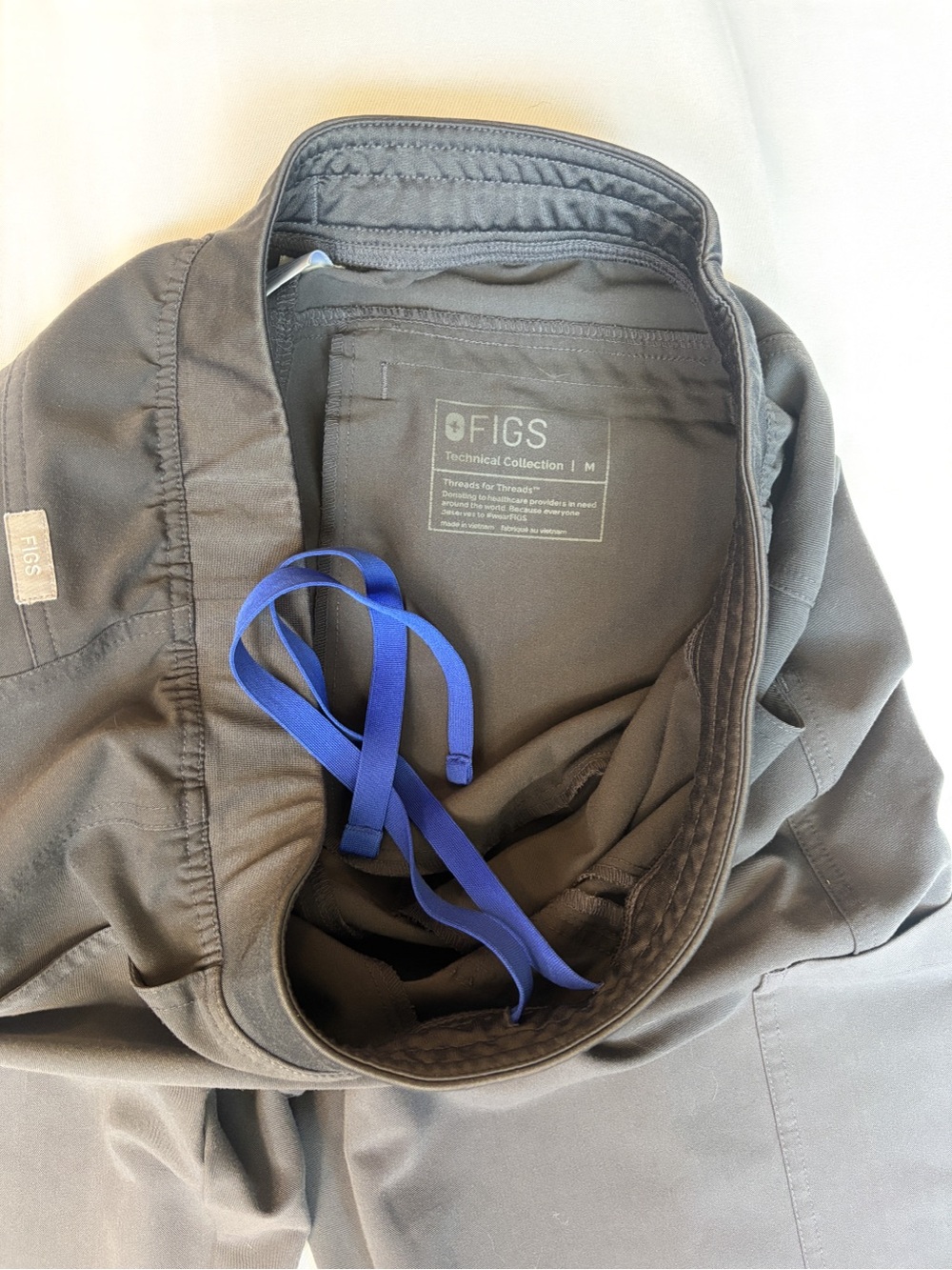 Figs Grey Straight Leg Cargo Scrub Pants with Utility Pockets - Picture 3 of 5